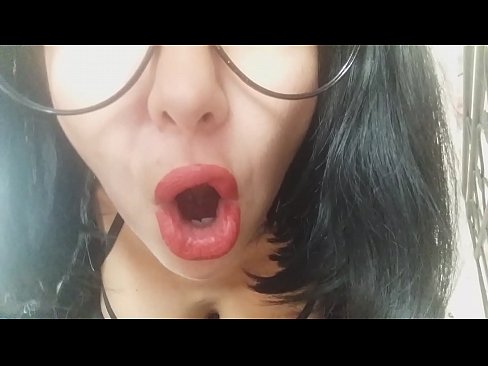 ❤️ ハニー、義理の母が今日は学校に行かせてくれないの...。って、そんなことあるわけないだろ...。 ジャストポルノ ❌️❤
